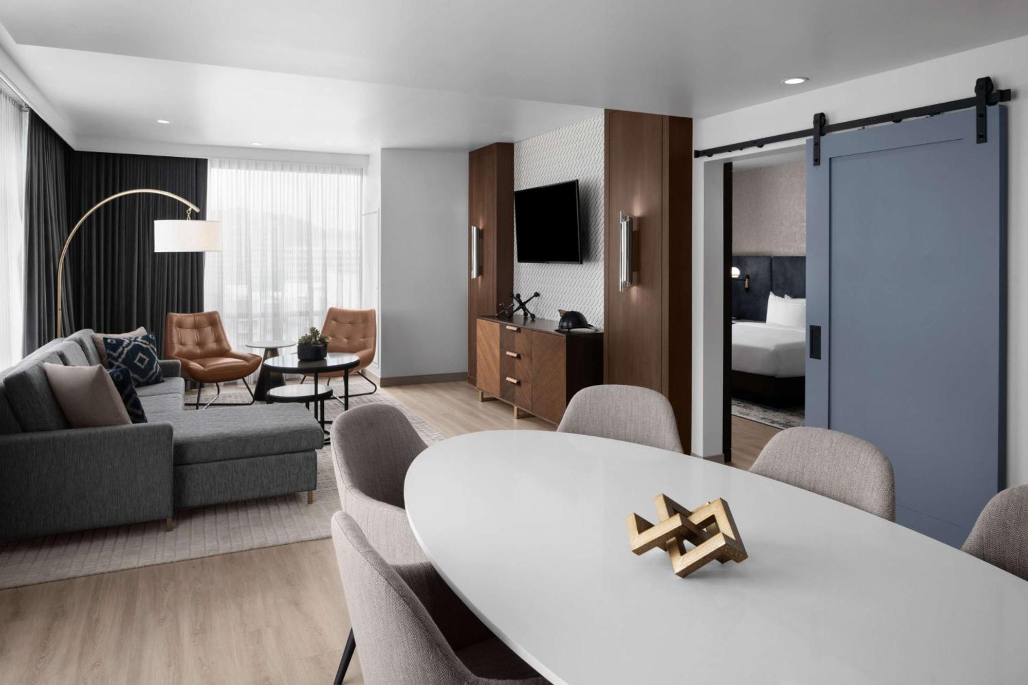 Hotel West & Main Conshohocken, Tapestry Collection Hilton Ngoại thất bức ảnh