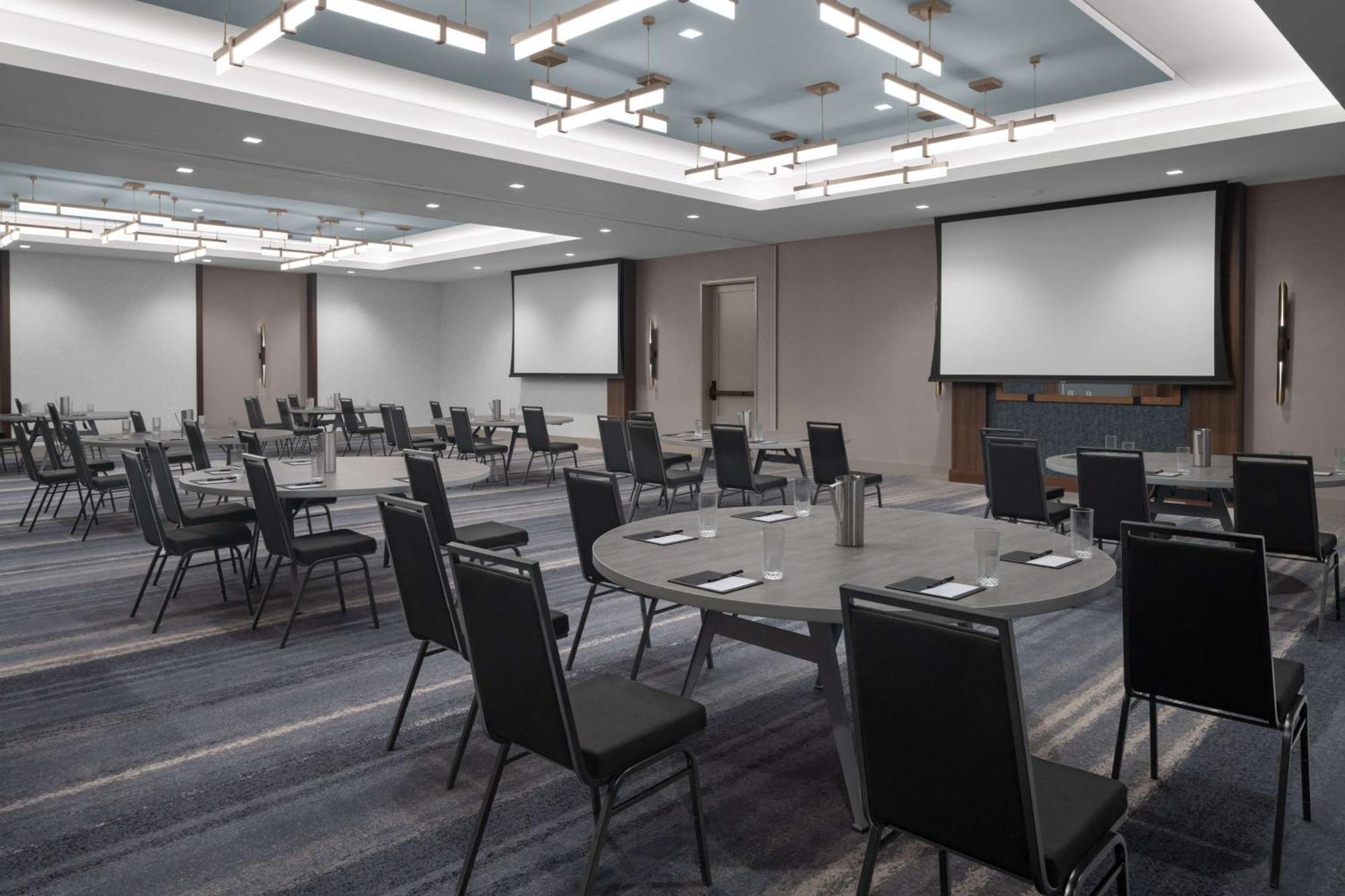 Hotel West & Main Conshohocken, Tapestry Collection Hilton Ngoại thất bức ảnh